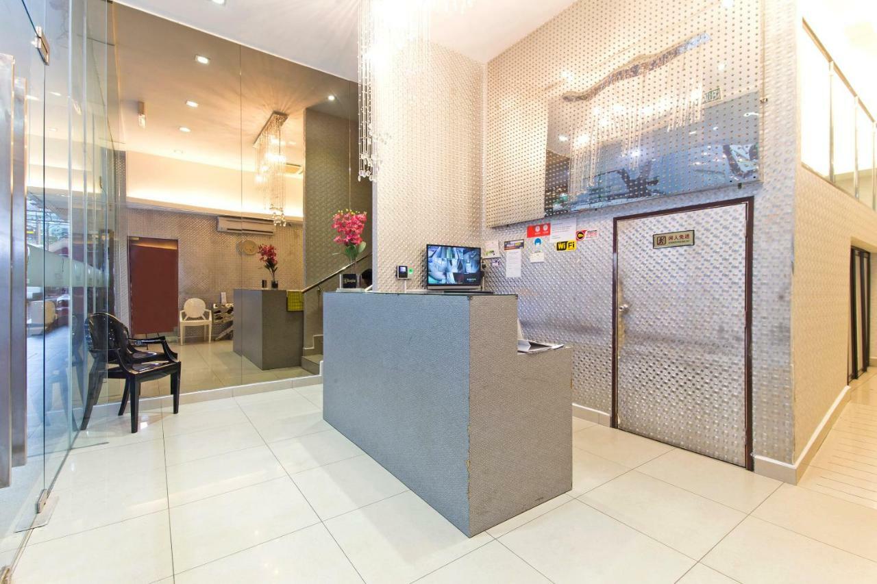 Hotel Victory Exclusive