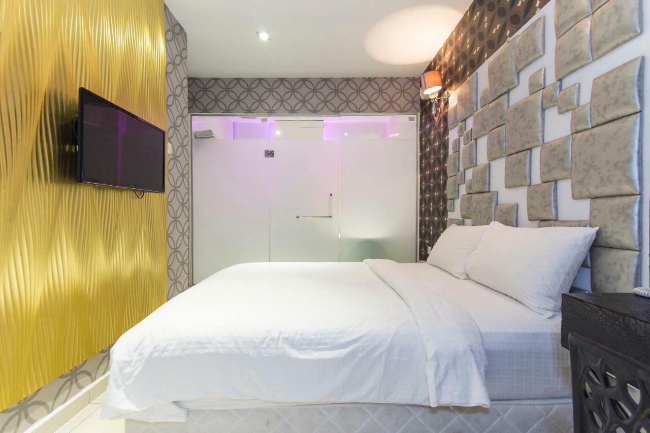 Hotel Victory Exclusive